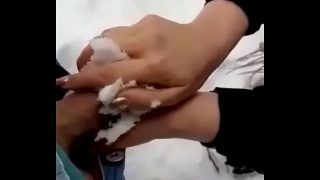 دختر ایرانی تو برف برای دوست پسرش ساک میزنه تو این سرما لازم بوده فیلمهای بیشتر در کانال تلگرام