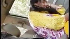 Pakistani teens blowjob in car with audio