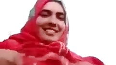 Pakistani Women Making Video For Husband