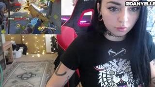 Big Tiddy Goth GF on cam for live nude video chat