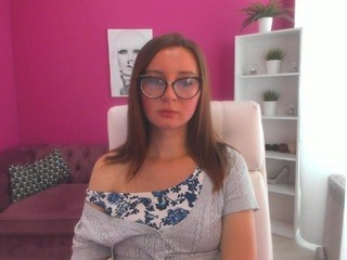 ameliamilson on cam for live nude video chat