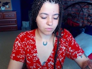 ellisonhudson on cam for live nude video chat
