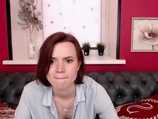 jeanwood on cam for live nude video chat
