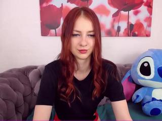 lovelyalicia on cam for live nude video chat