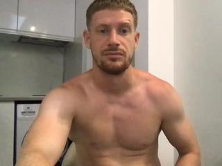 koloss313 on cam for live nude video chat