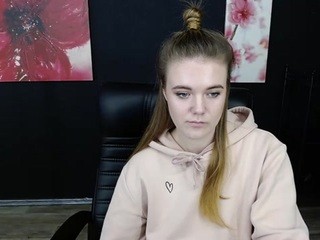 clementinecherchill on cam for live nude video chat