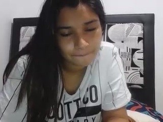 fferyii on cam for live nude video chat