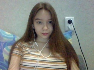 luisareddy on cam for live nude video chat