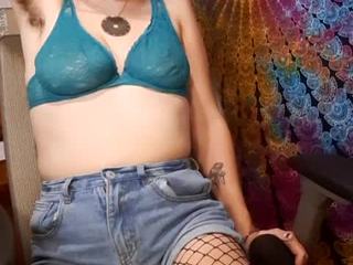 Tatertitties on cam for live nude video chat
