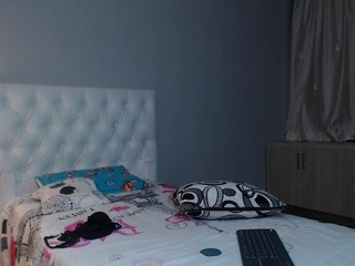 ameliadoll on cam for live nude video chat