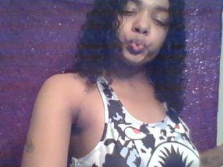GoldAmethyst on cam for live nude video chat
