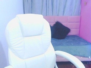 aangeell1 on cam for live nude video chat
