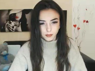 aliceyours on cam for live nude video chat