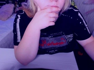 annasilves on cam for live nude video chat