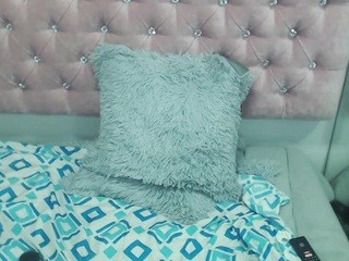 ashley-summer on cam for live nude video chat