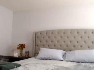 AutumnsAsianDesire on cam for live nude video chat