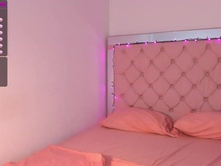 Cheriilyn on cam for live nude video chat