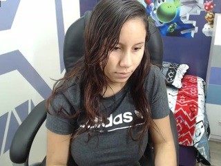 crazzyleila on cam for live nude video chat