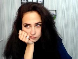 curlyafina on cam for live nude video chat