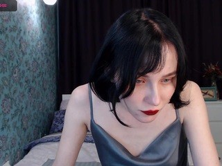 evalonge on cam for live nude video chat