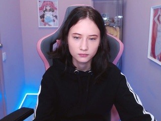 ?, prettyemma? on cam for live nude video chat