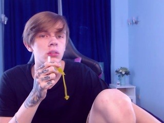 ?, YOURPIZDUUK ? on cam for live nude video chat