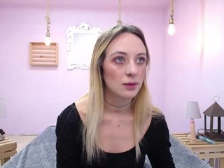hasleyjonns on cam for live nude video chat