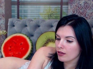 jamaliya on cam for live nude video chat
