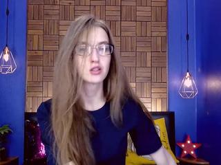 jennysi on cam for live nude video chat