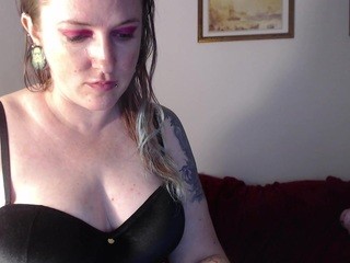 kisica on cam for live nude video chat
