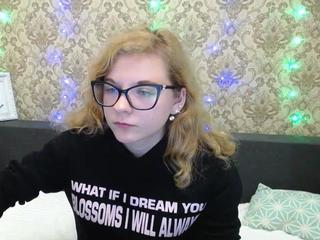 kristystar on cam for live nude video chat