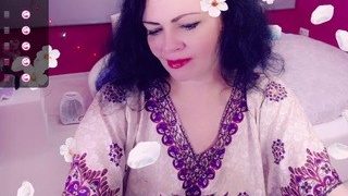 ladymagbet on cam for live nude video chat