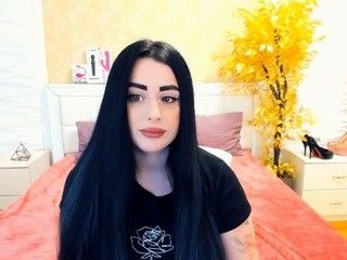 lavinaqueen on cam for live nude video chat