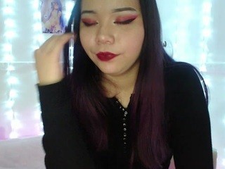 Lunara on cam for live nude video chat