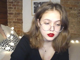miamarvellll on cam for live nude video chat