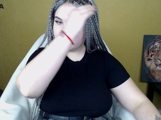 miyamiller on cam for live nude video chat