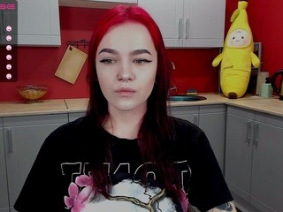 mollyevanse on cam for live nude video chat