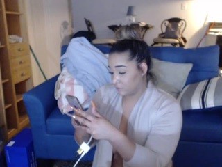 realdealpinky on cam for live nude video chat