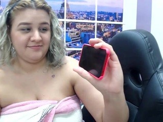scaarlet-hot on cam for live nude video chat