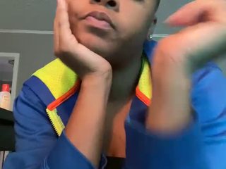sweeetpussyb on cam for live nude video chat