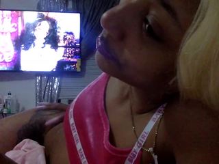 thejemjem on cam for live nude video chat