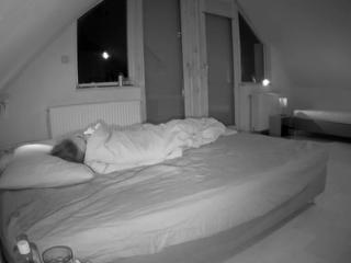 voyeurcam-julmodels-whitebed-6 on cam for live nude video chat