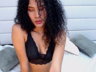 zarabom on cam for live nude video chat