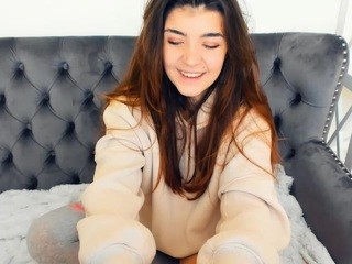 ahoneybunny on cam for live nude video chat