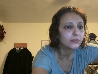 bettyragex87 on cam for live nude video chat