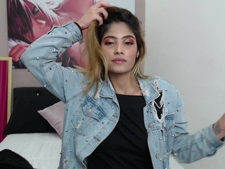 casanndrax on cam for live nude video chat