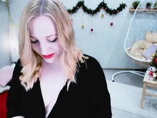 ChristinaRay7 on cam for live nude video chat