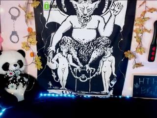 crazykitty3 on cam for live nude video chat