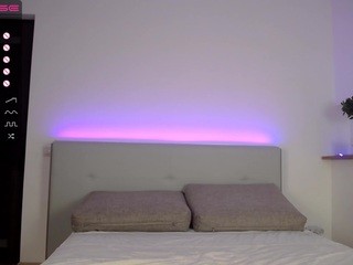 Iris <3 on cam for live nude video chat