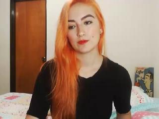 Lara Thangeryn on cam for live nude video chat